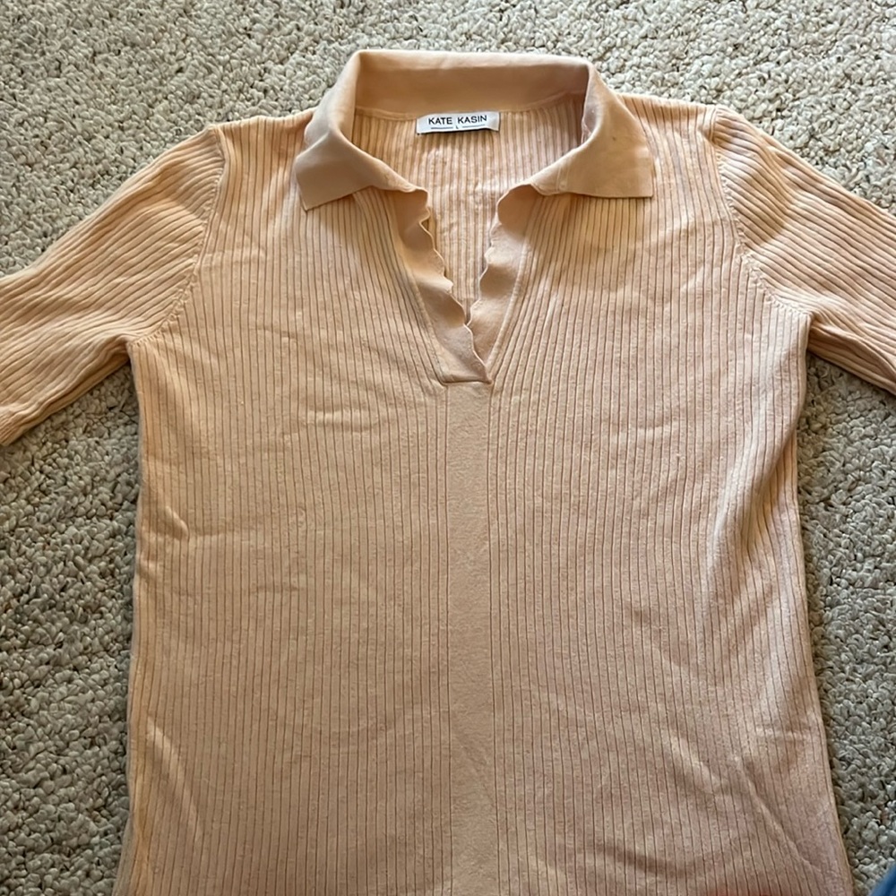 Short sleeve sweater size Large
